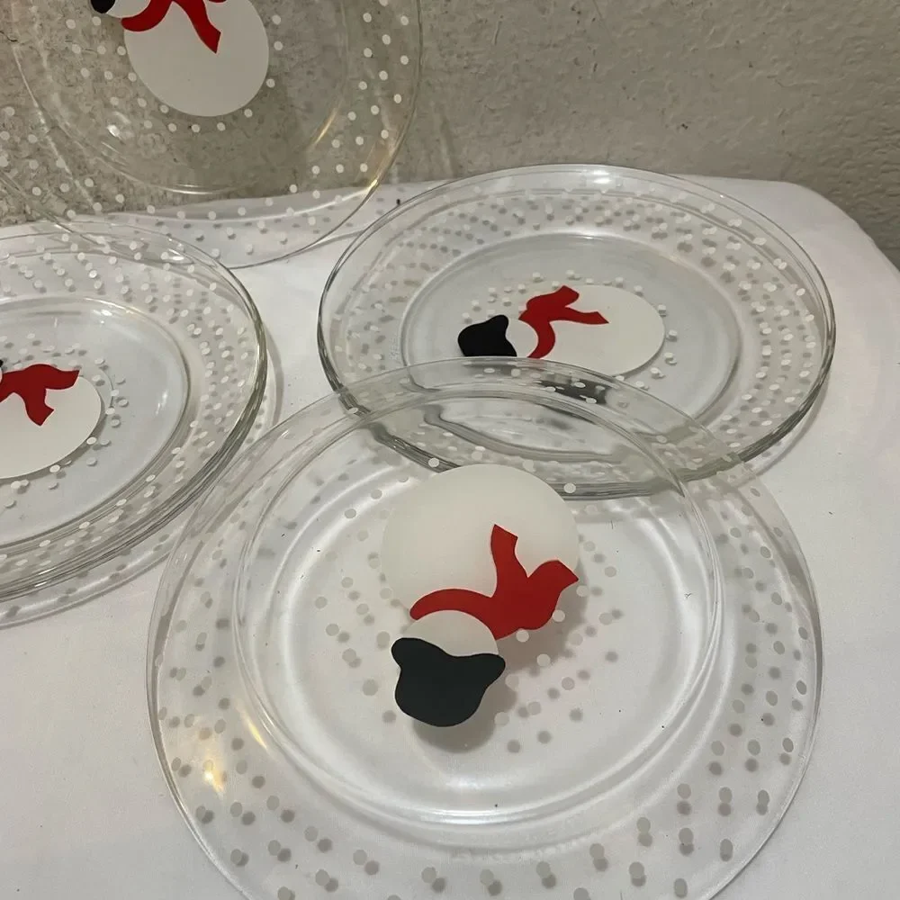 Set of 6 VGC ARCOROC made in France Glass Snowman Salad Dessert Plate 8” G19